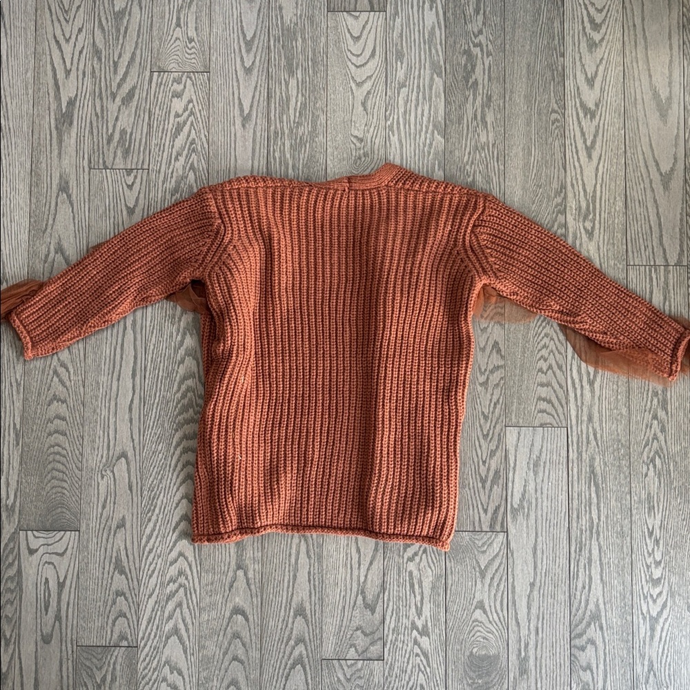 NEW Beautiful Cardigan🤍💫 - Picture 3 of 8